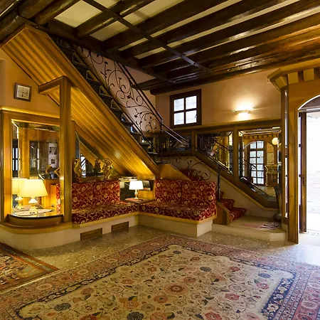 Messner Palace Отель