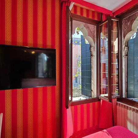 메스네르 팰리스 호텔 4*