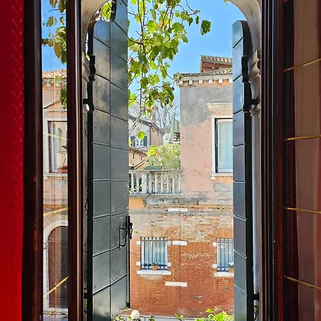 메스네르 팰리스 호텔 4*